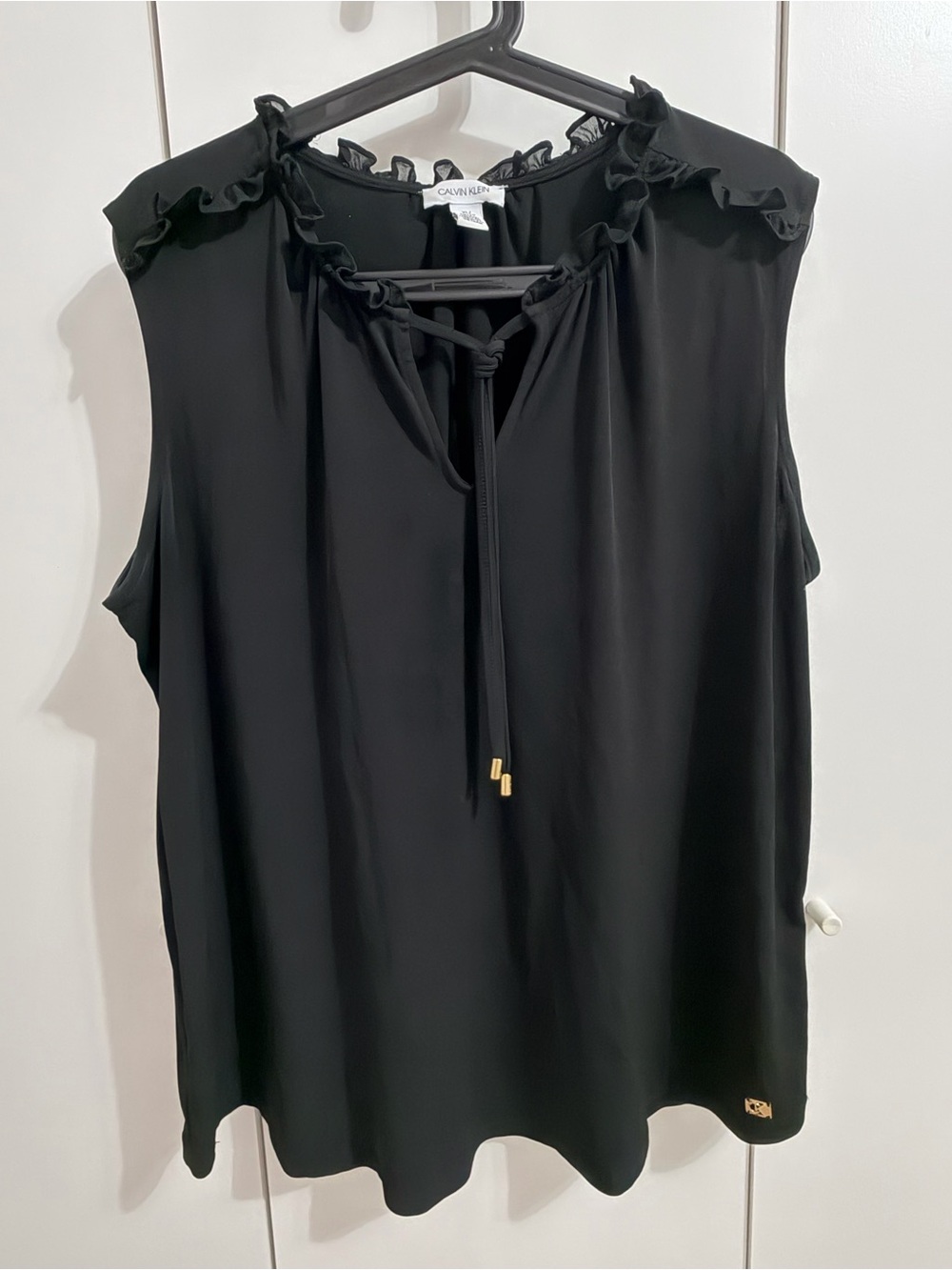 Calvin Klein Black Ruffle-Trim Sleeveless Camisole with Tie